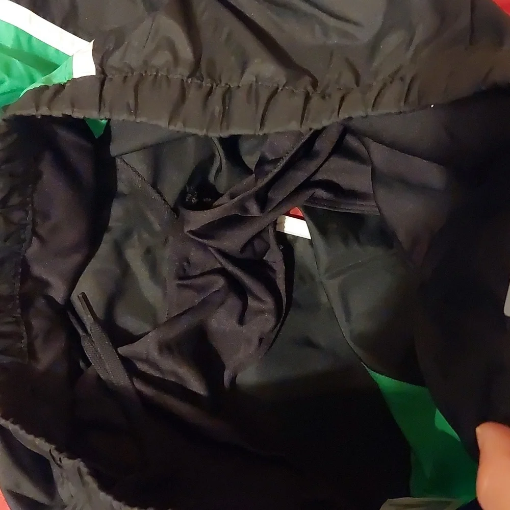 Black and green Adidas athletic shorts - Picture 4 of 5